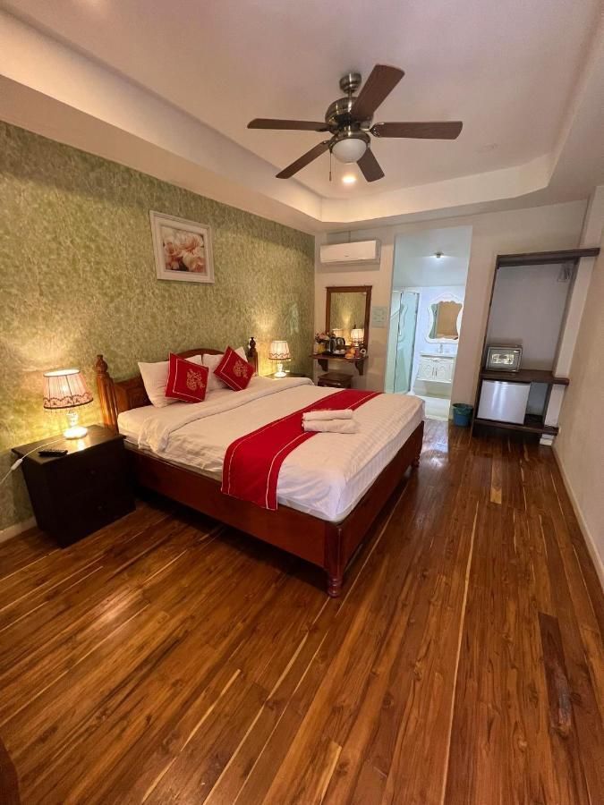 Golden Lotus Namkhan View Luang Prabang Ngoại thất bức ảnh