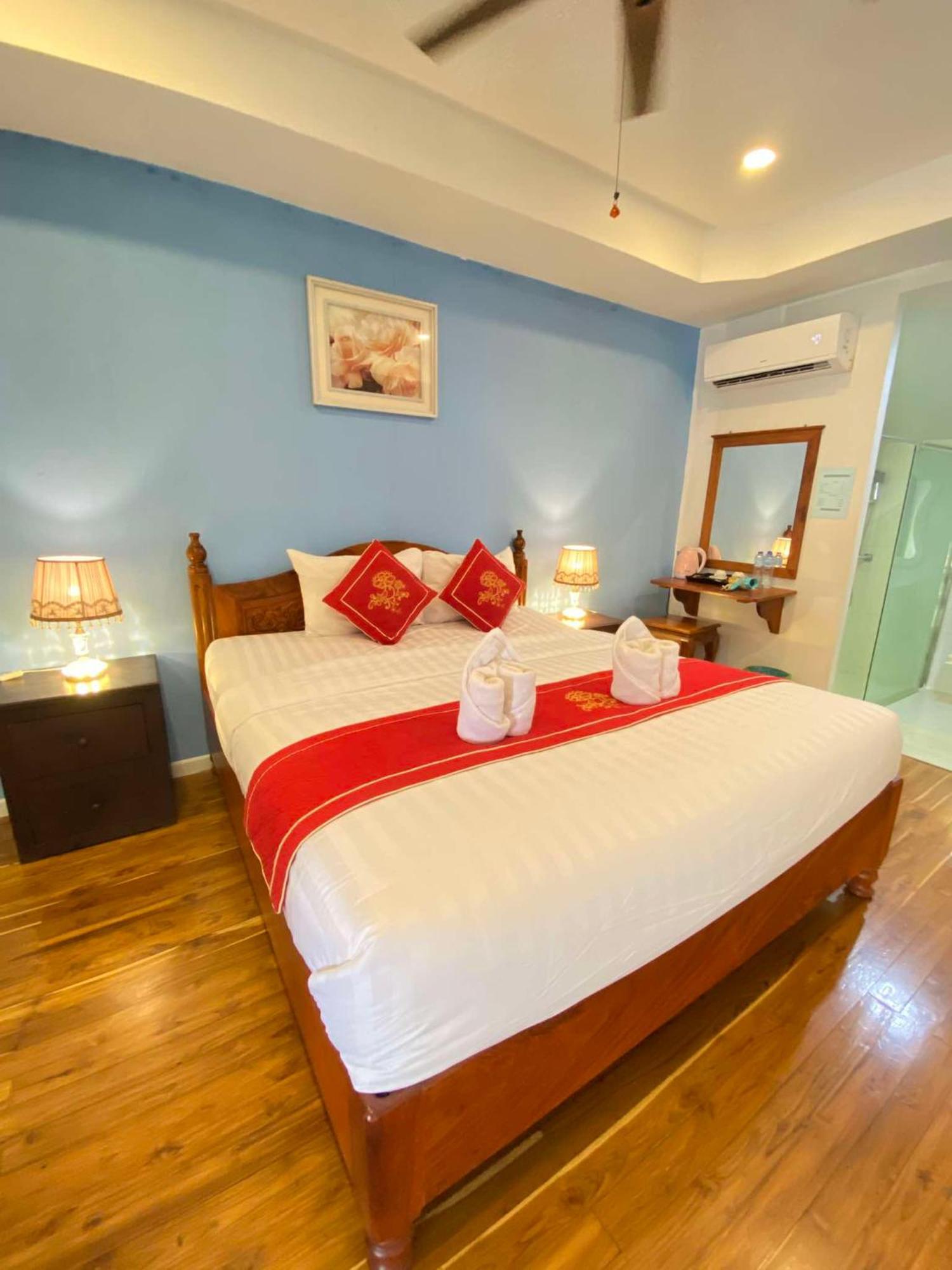 Golden Lotus Namkhan View Luang Prabang Ngoại thất bức ảnh