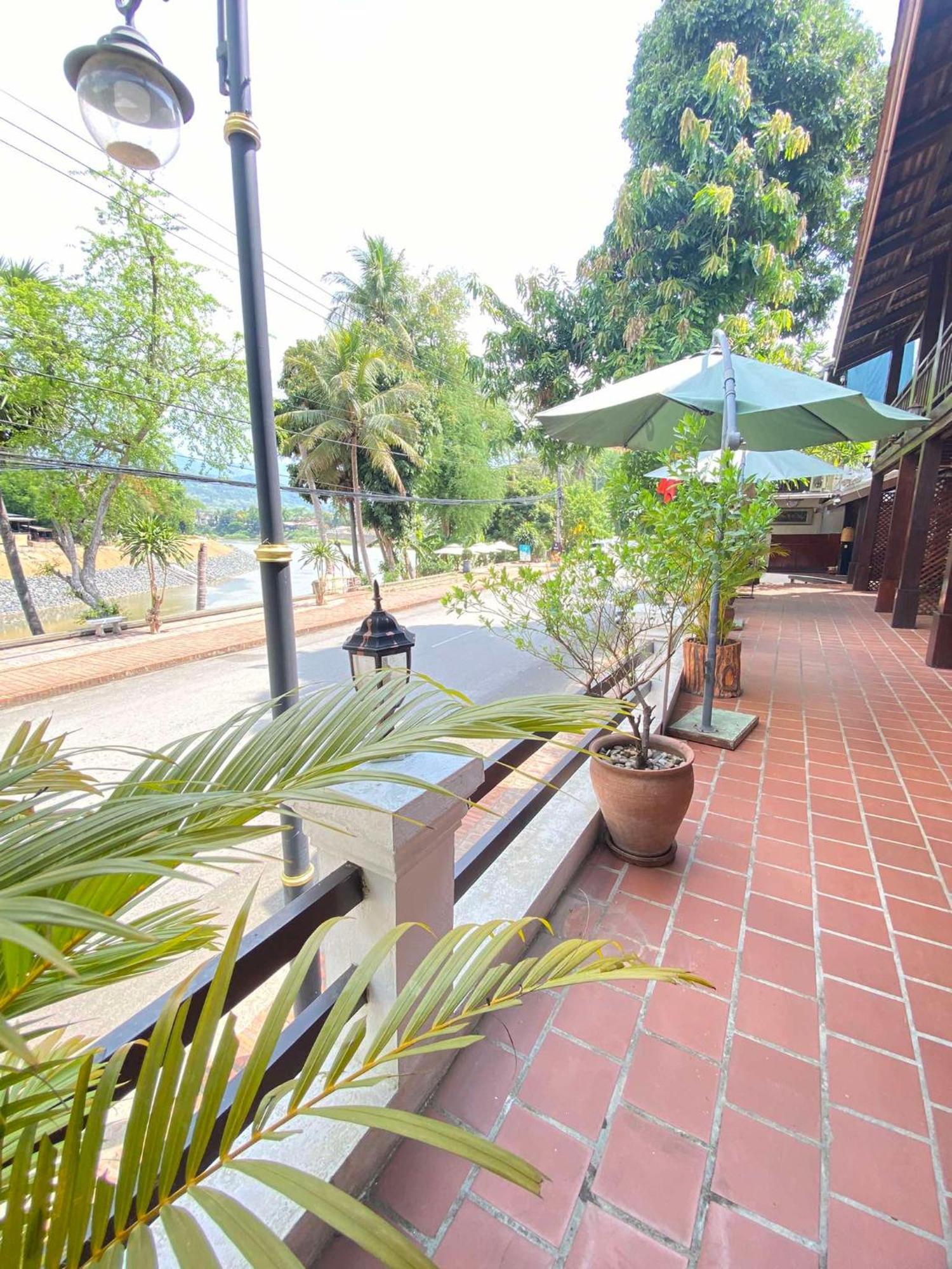 Golden Lotus Namkhan View Luang Prabang Ngoại thất bức ảnh
